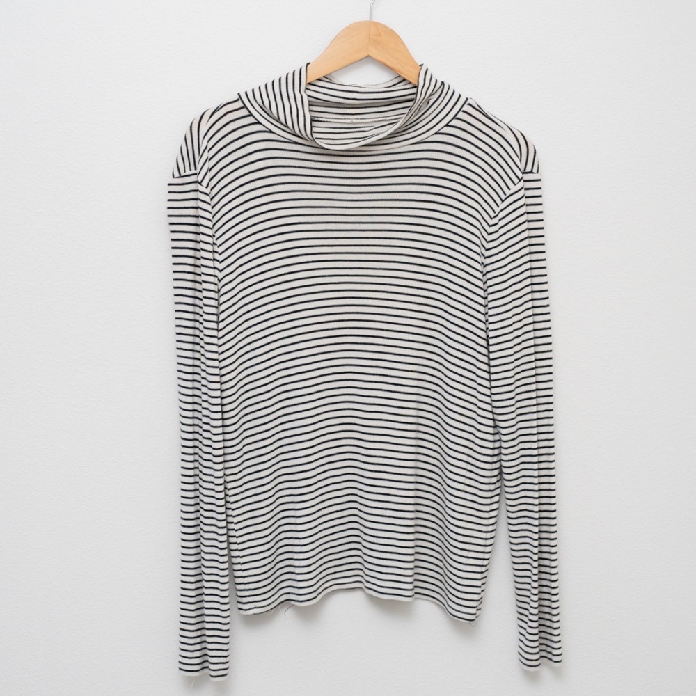 American Eagle Striped Top Size Large